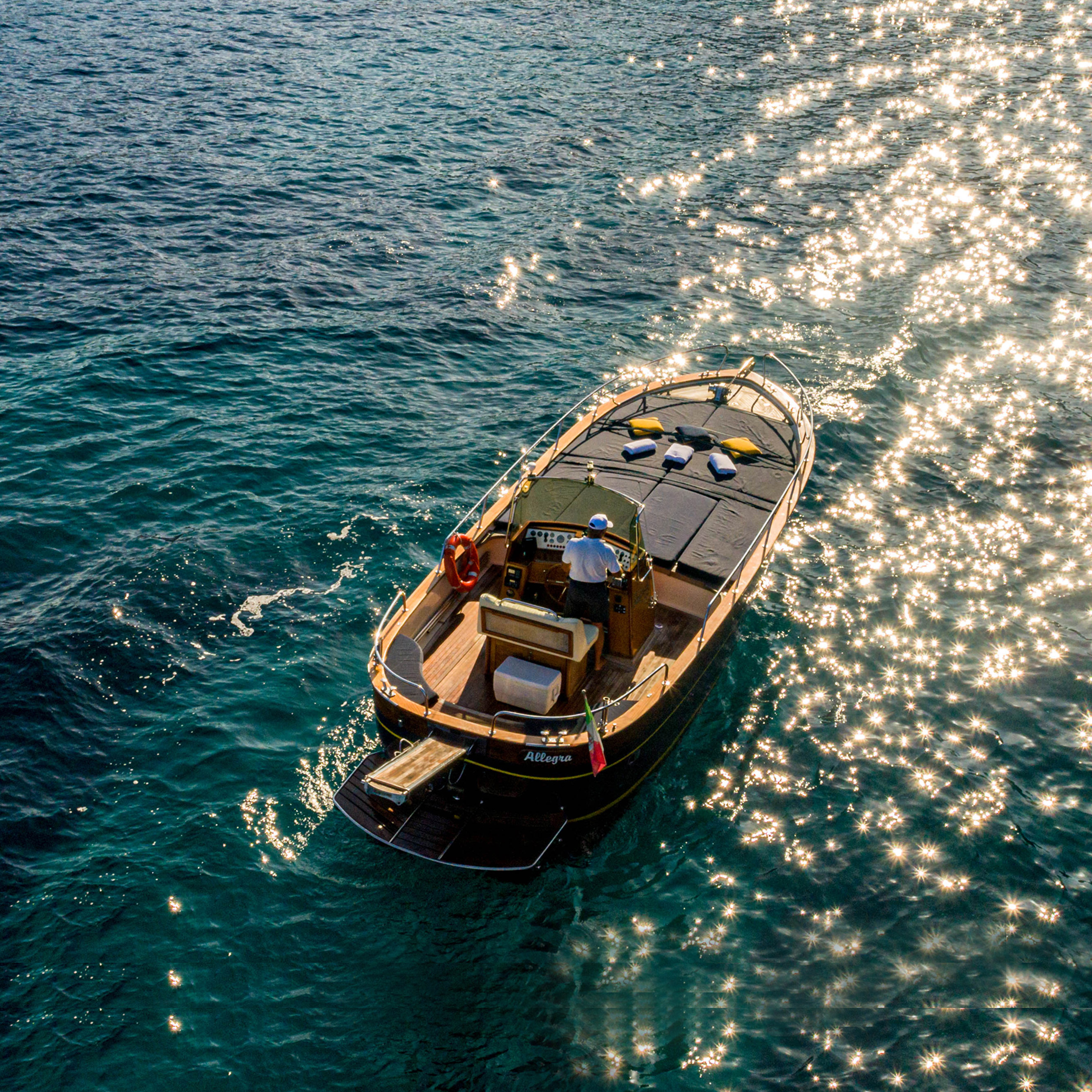 Capri Boats - Elegant power